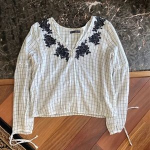 Abercrombie and Fitch Crop Top with Floral Embroidery
Size XL